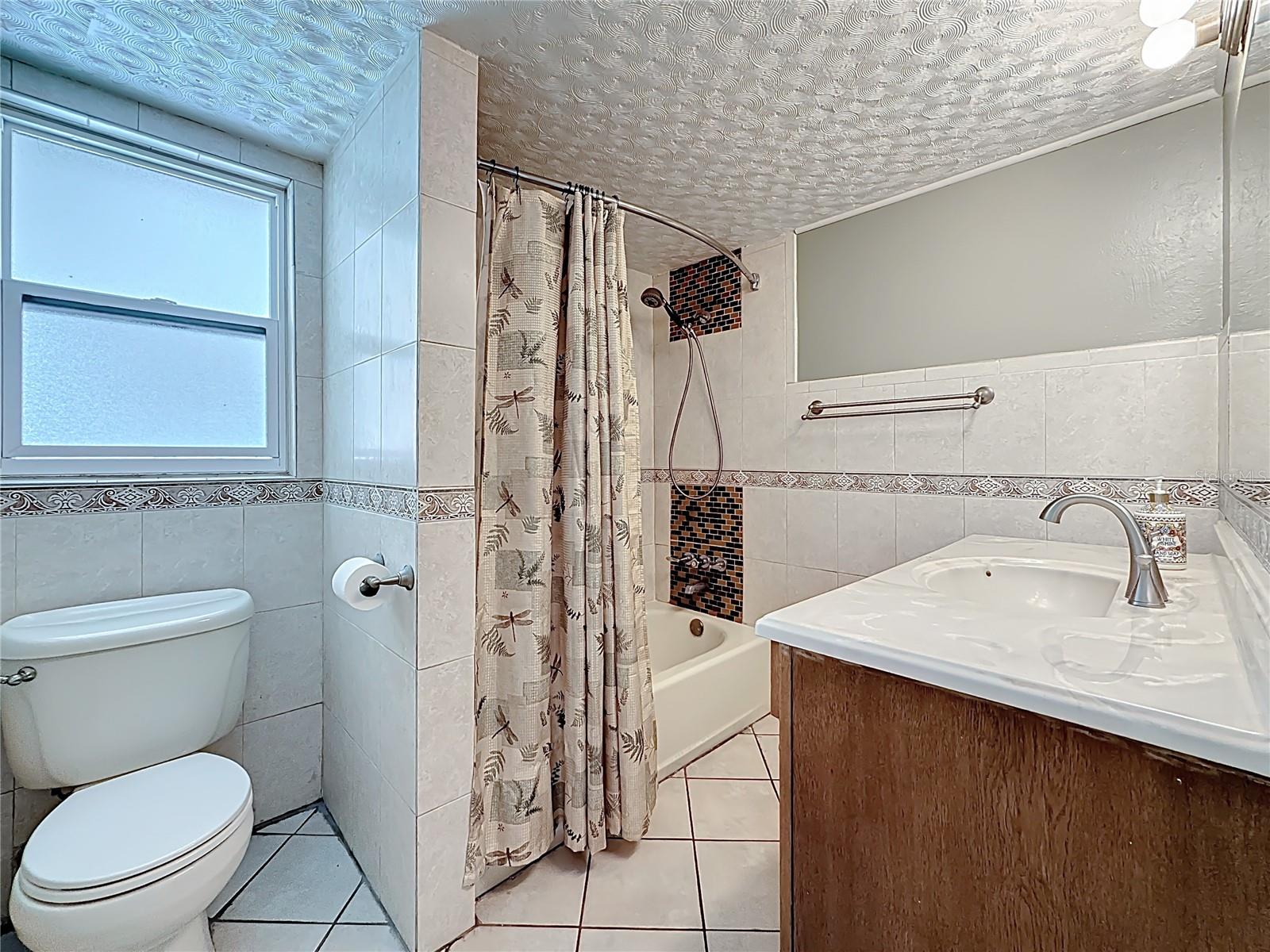 NEWPORT UNIT 3 - Residential