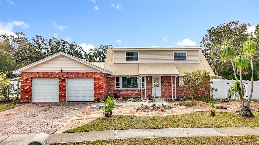 Photo of 7210 Danbury Way, Clearwater, FL 33764 (MLS # TB8453371)