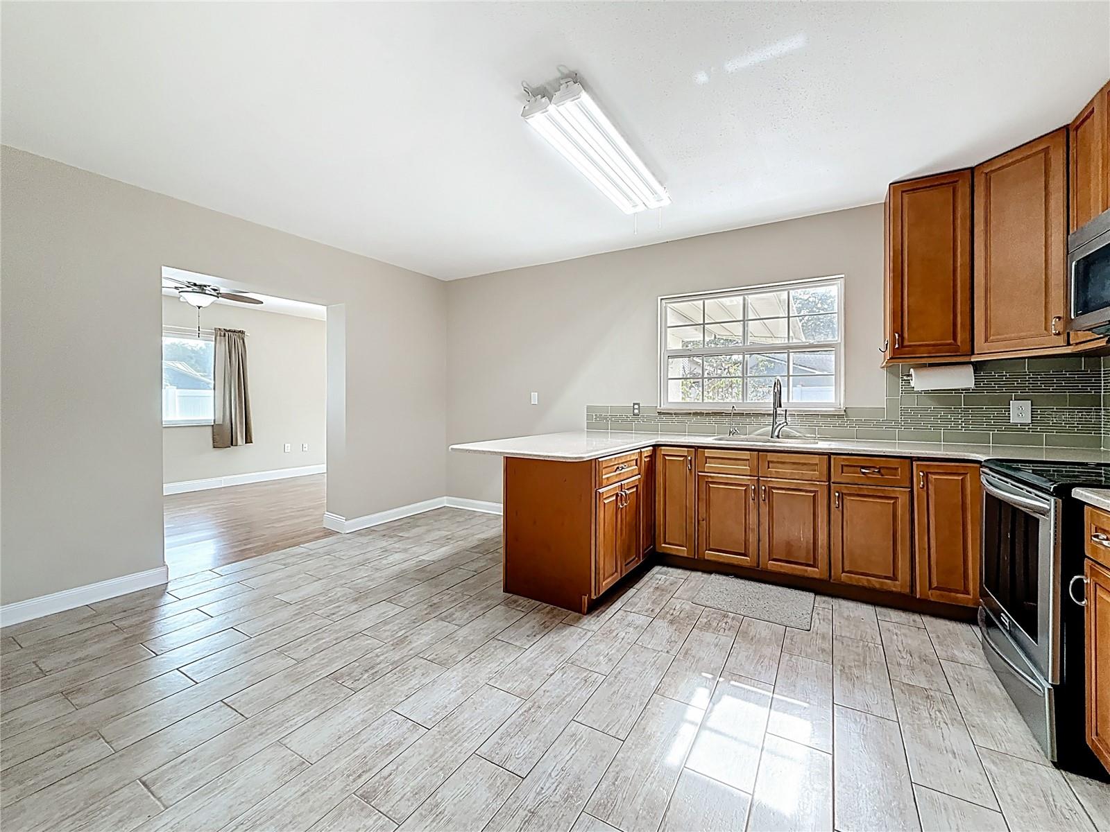 NEWPORT UNIT 3 - Residential