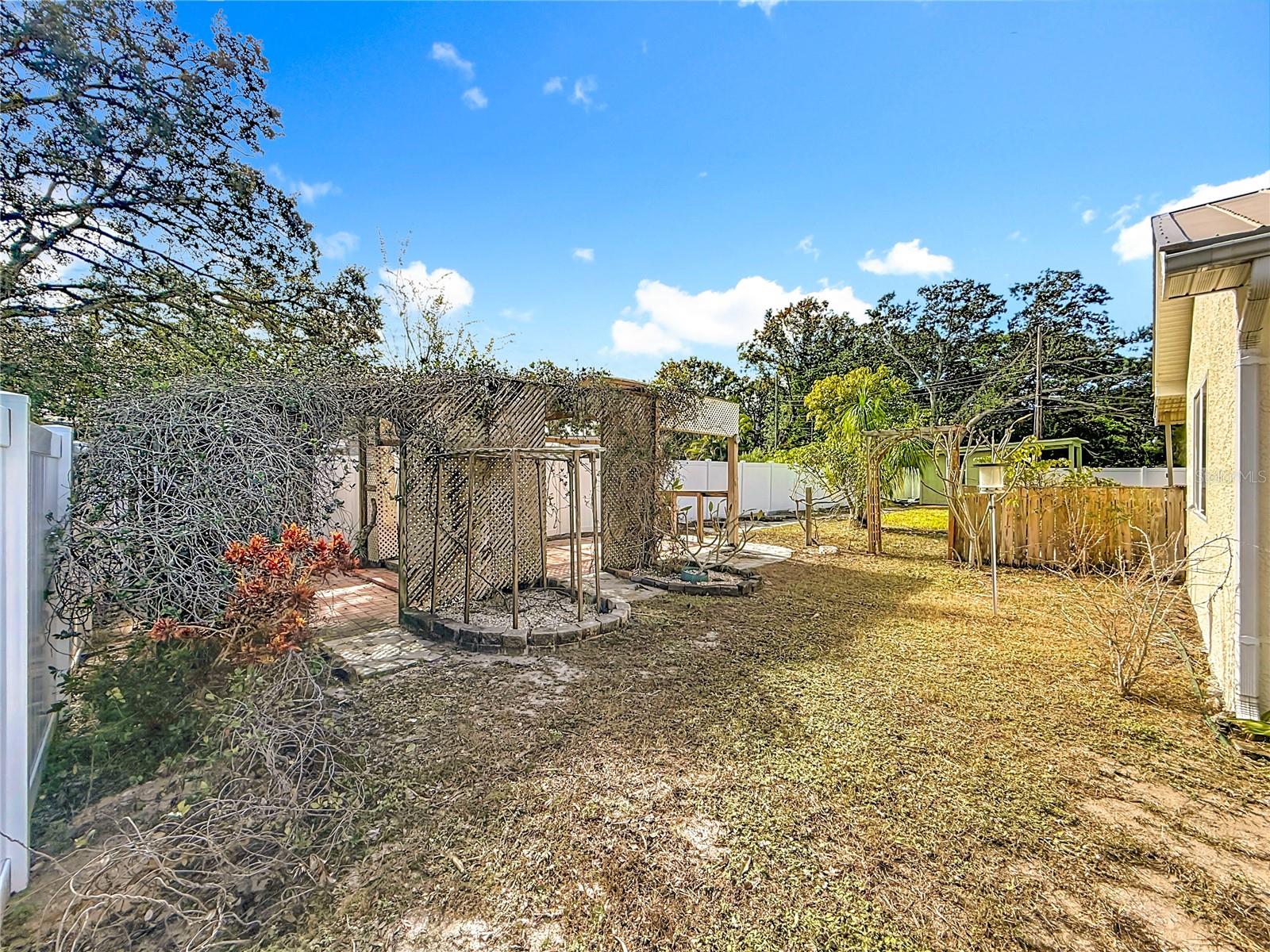 NEWPORT UNIT 3 - Residential