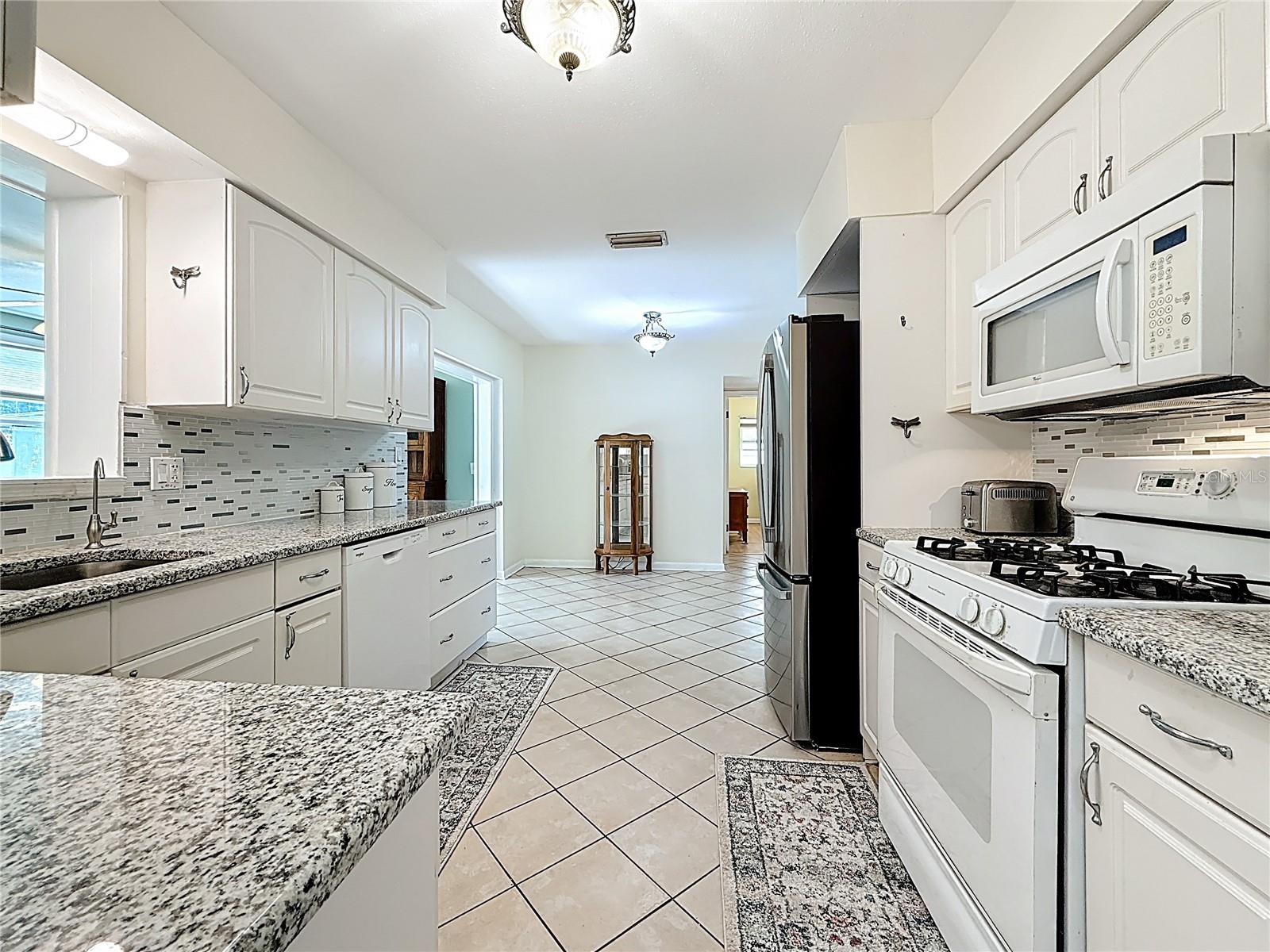 NEWPORT UNIT 3 - Residential