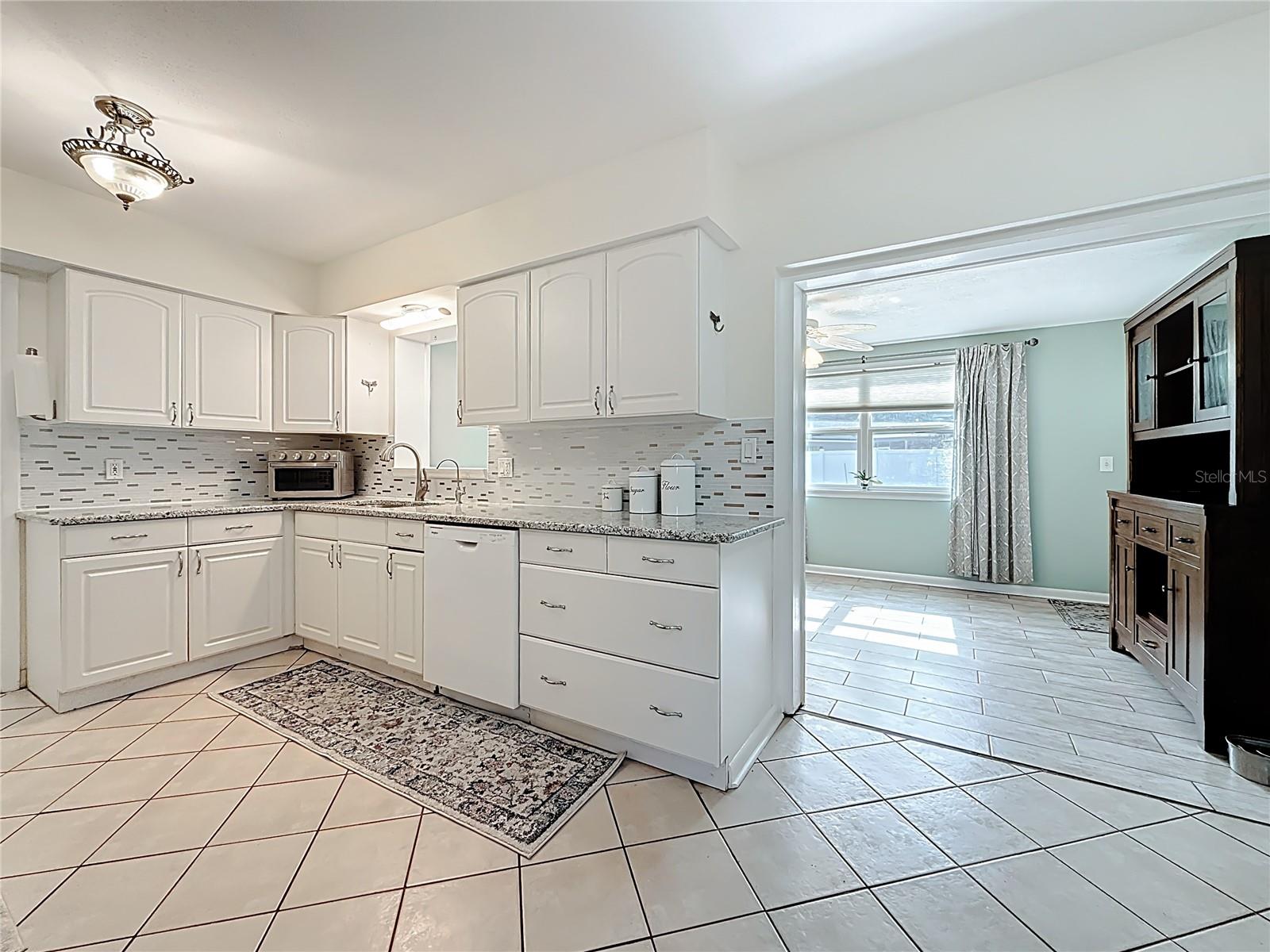 NEWPORT UNIT 3 - Residential