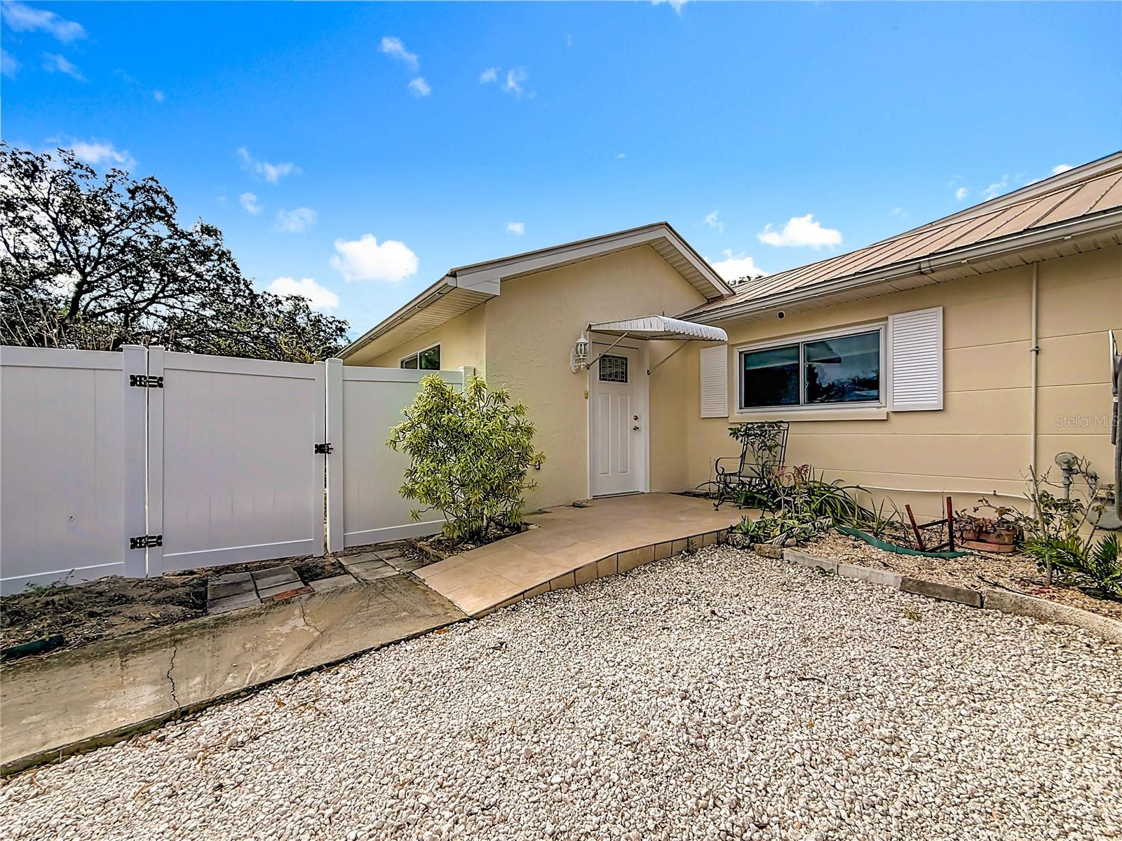 NEWPORT UNIT 3 - Residential