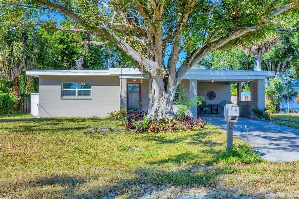Photo of 200 Sago Lane, Nokomis, FL 34275 (MLS # D6144953)