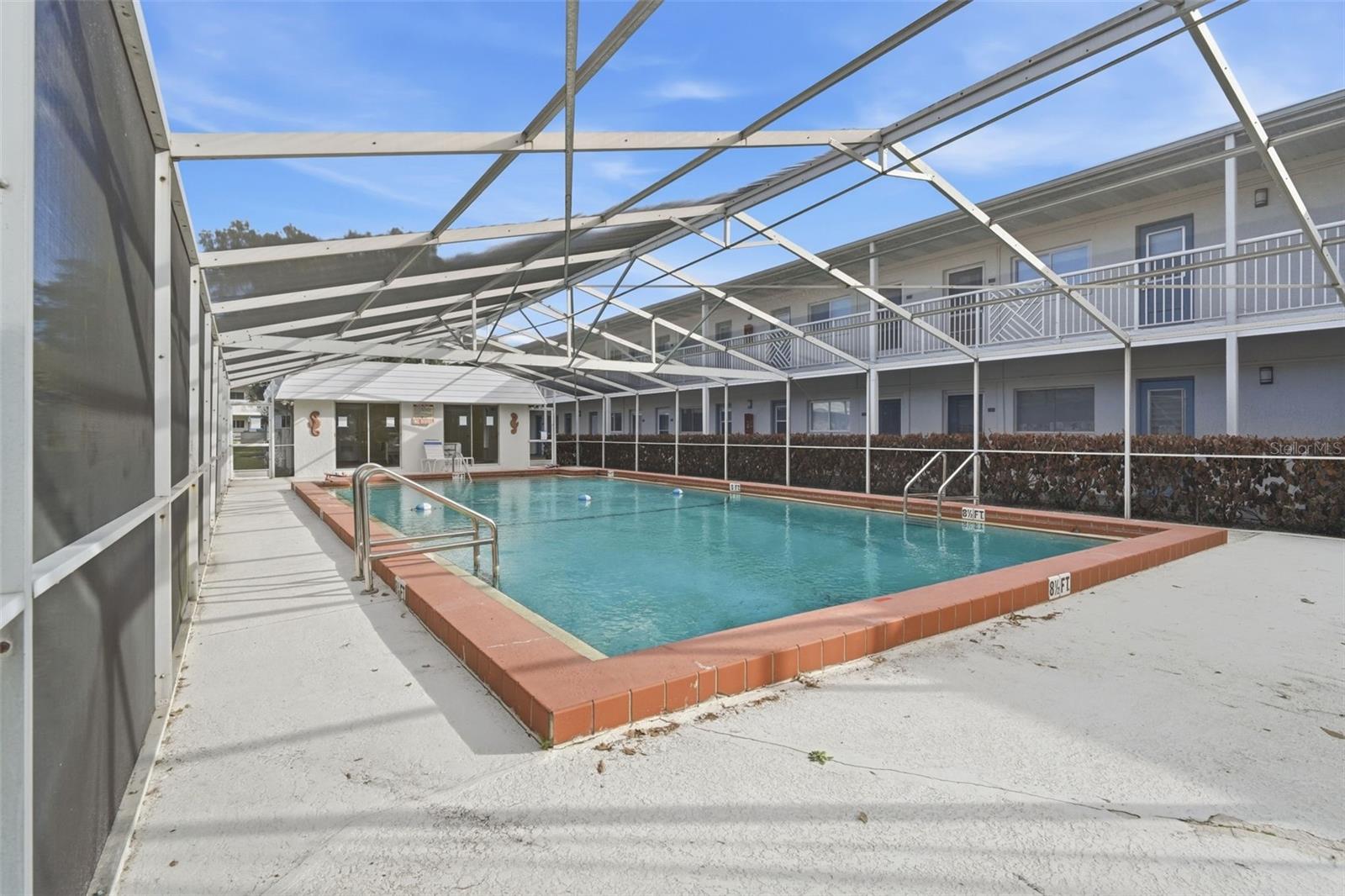 HAMPSHIRE HOUSE - Residential