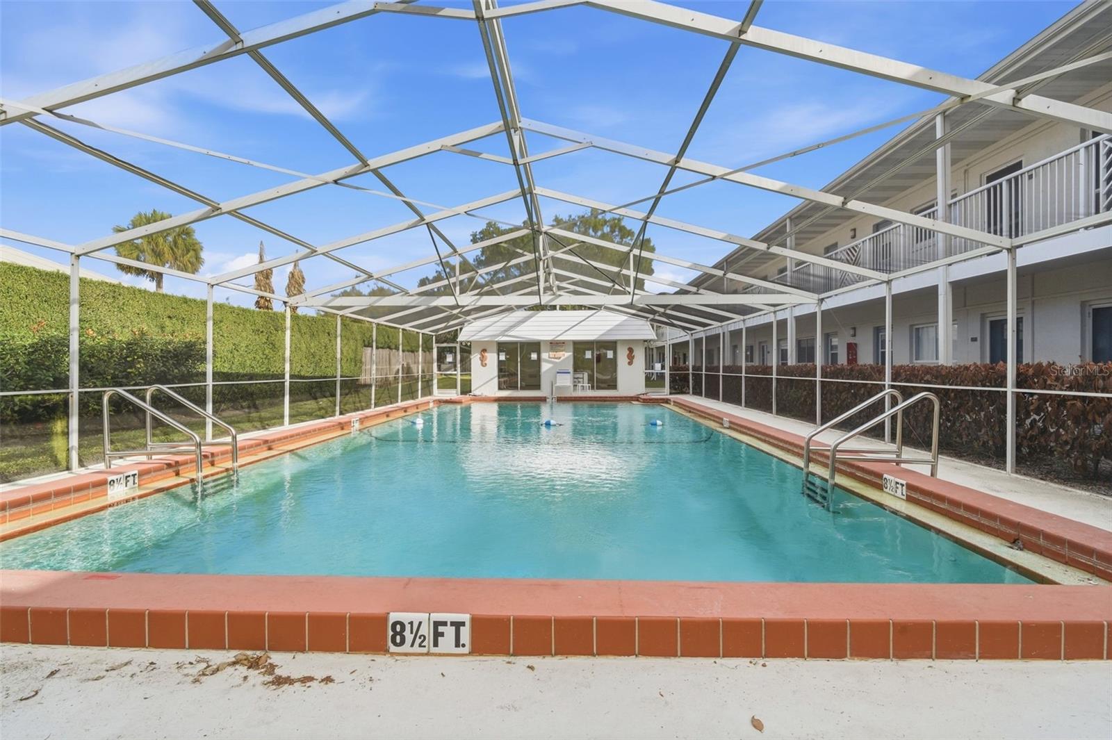 HAMPSHIRE HOUSE - Residential