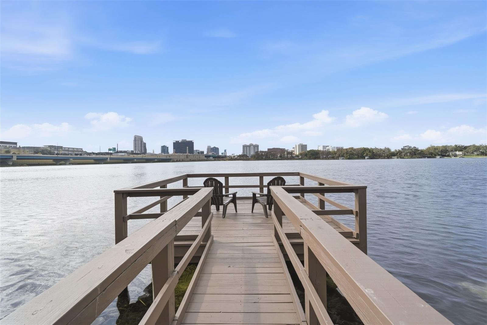 HAMPSHIRE HOUSE - Residential