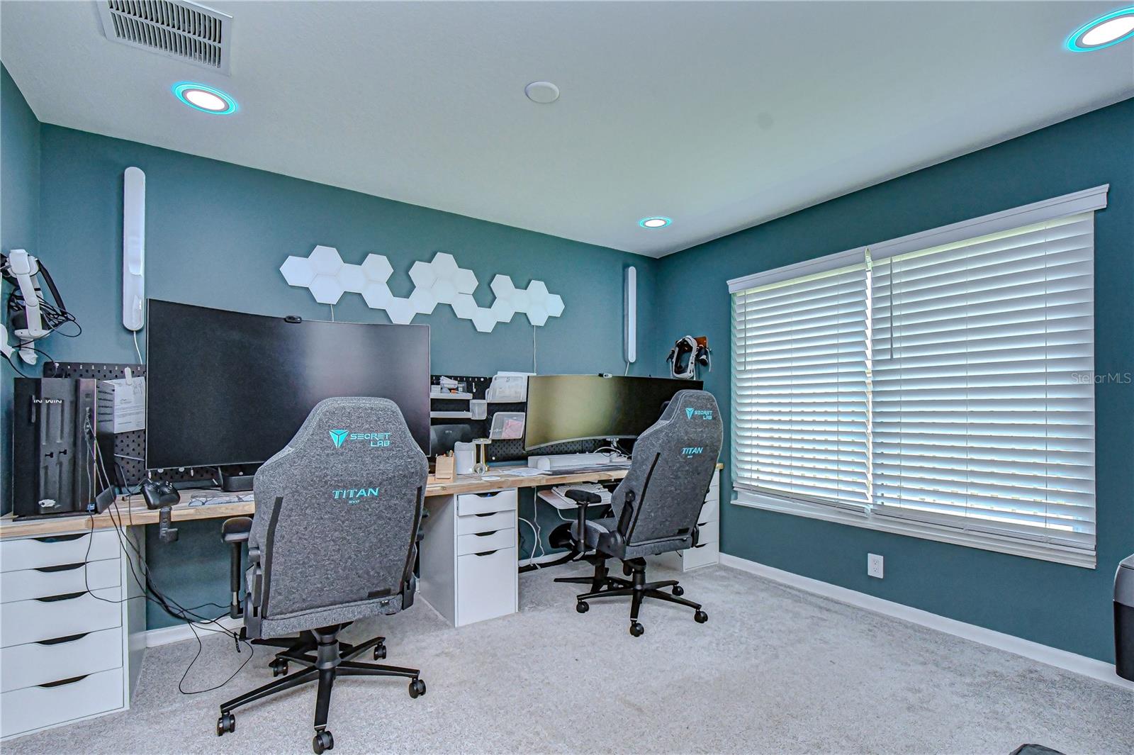 CARROLLWOOD VILLAGE PH TWO - Residential