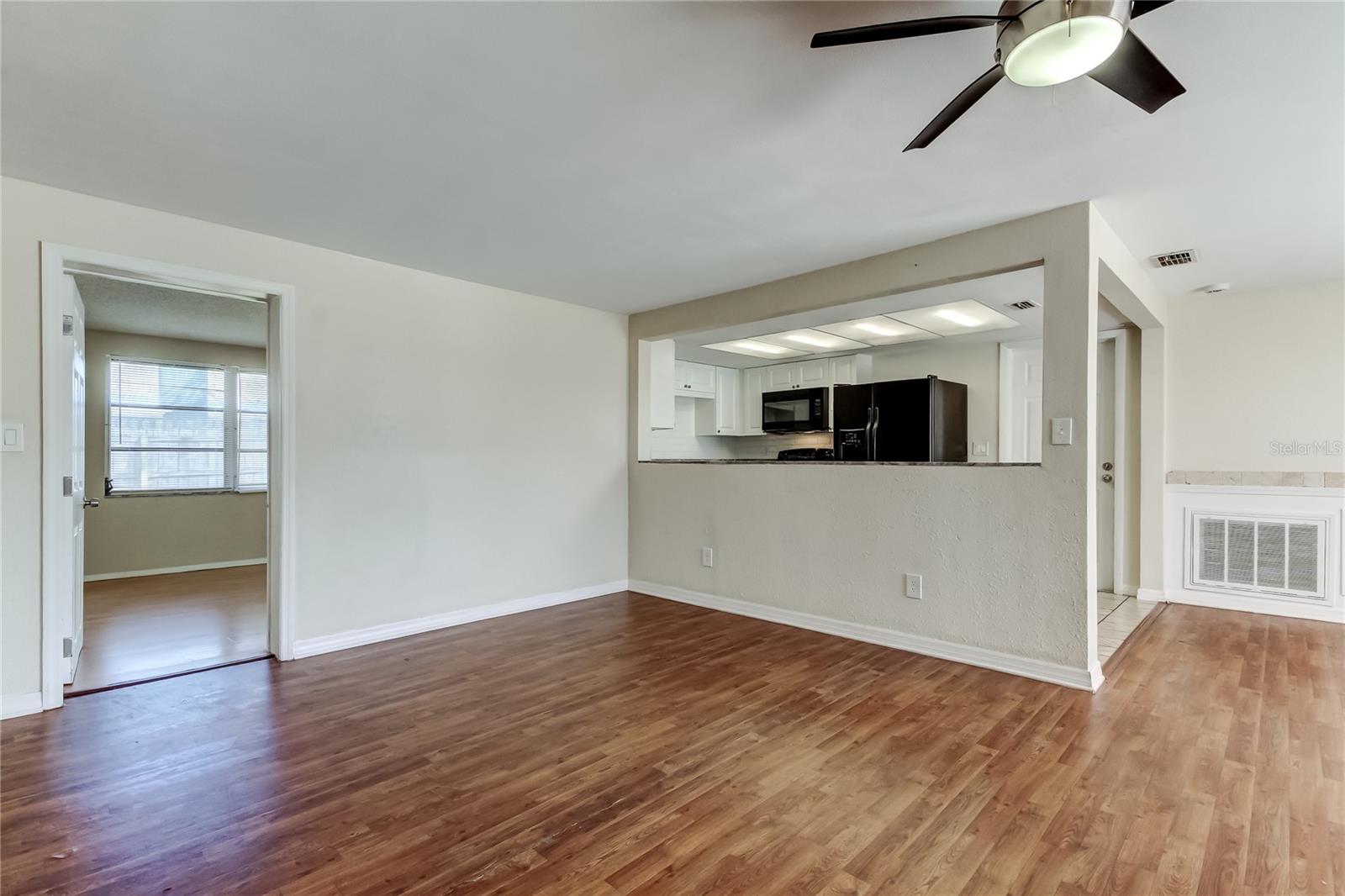 BEACON SQUARE - Residential