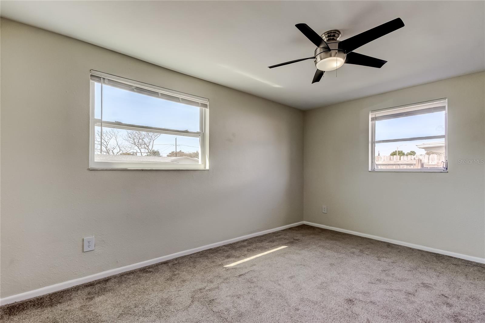 BEACON SQUARE - Residential