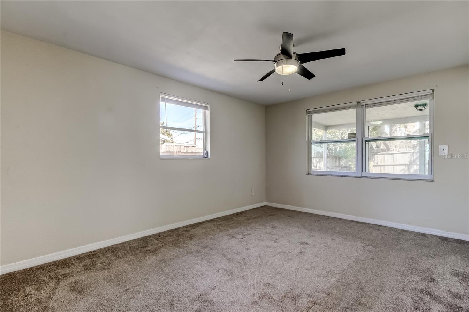 BEACON SQUARE - Residential