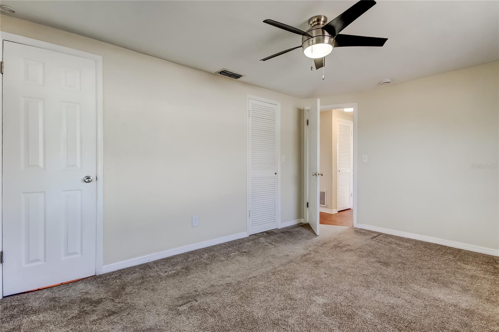 BEACON SQUARE - Residential