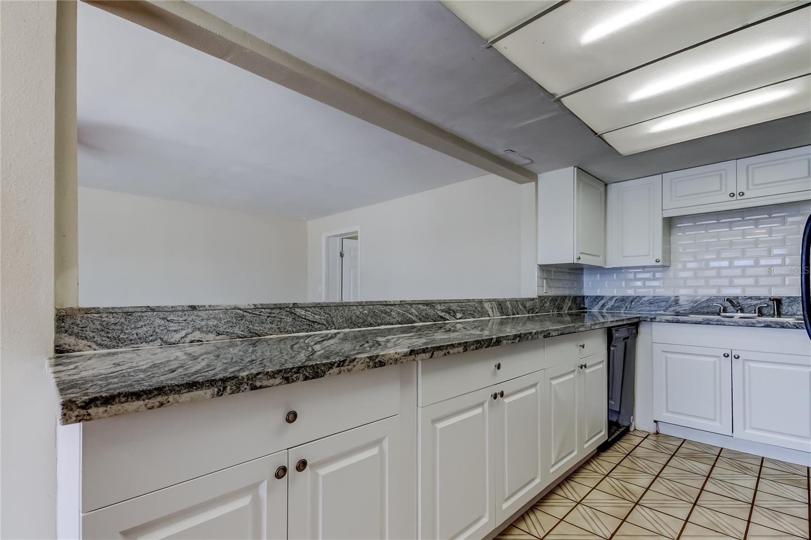 BEACON SQUARE - Residential