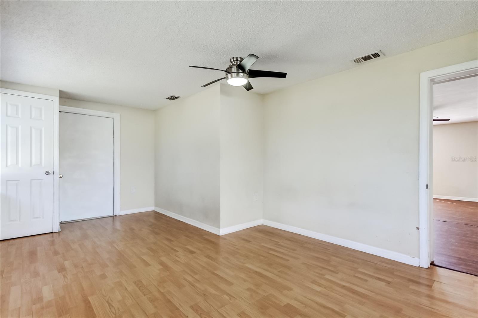 BEACON SQUARE - Residential