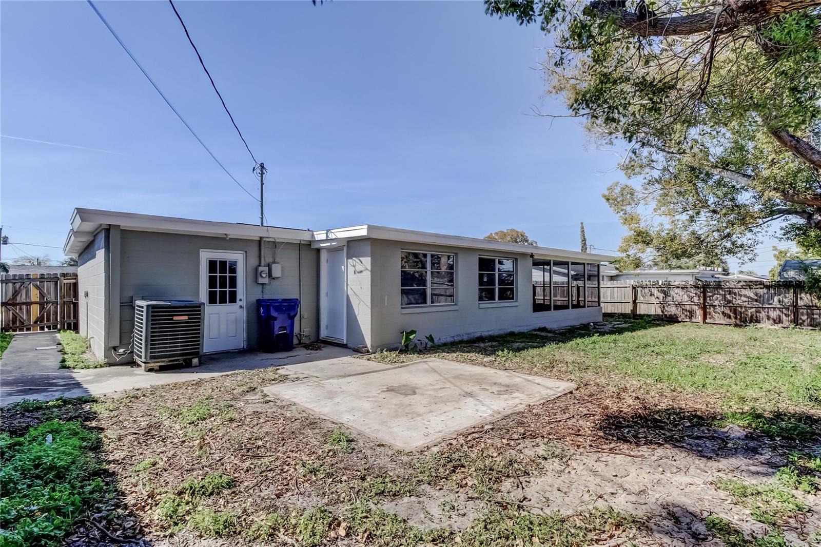 BEACON SQUARE - Residential