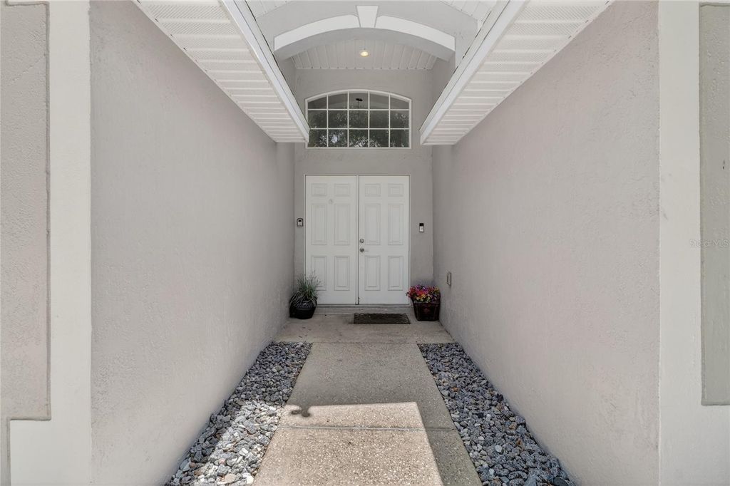 Photo of 2272 Mallory Cir Circle, Haines City, FL 33844 (MLS # S5149002)
