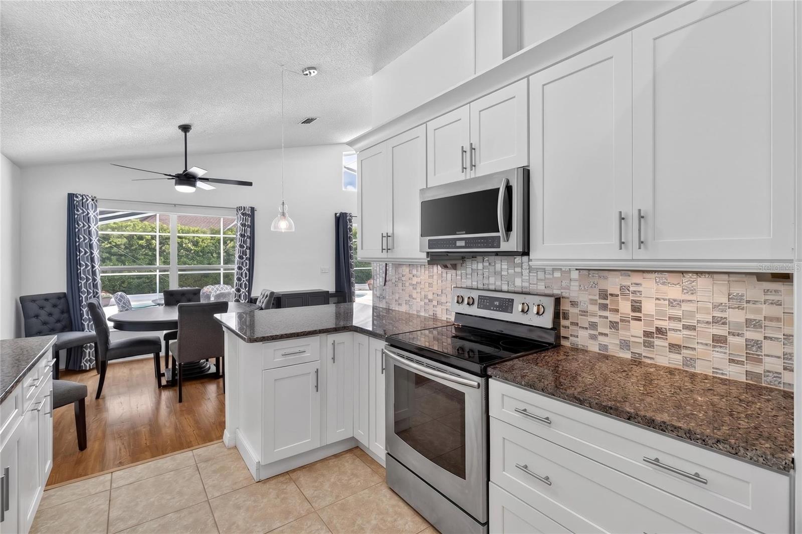 CARIBBEAN COVE - Residential