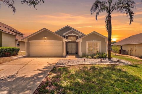 Photo of 2272 Mallory Cir Circle, Haines City, FL 33844 (MLS # S5149002)