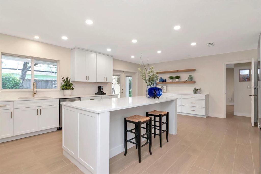 Photo of 1704 W Saint Louie Street, Tampa, FL 33607 (MLS # TB8440157)