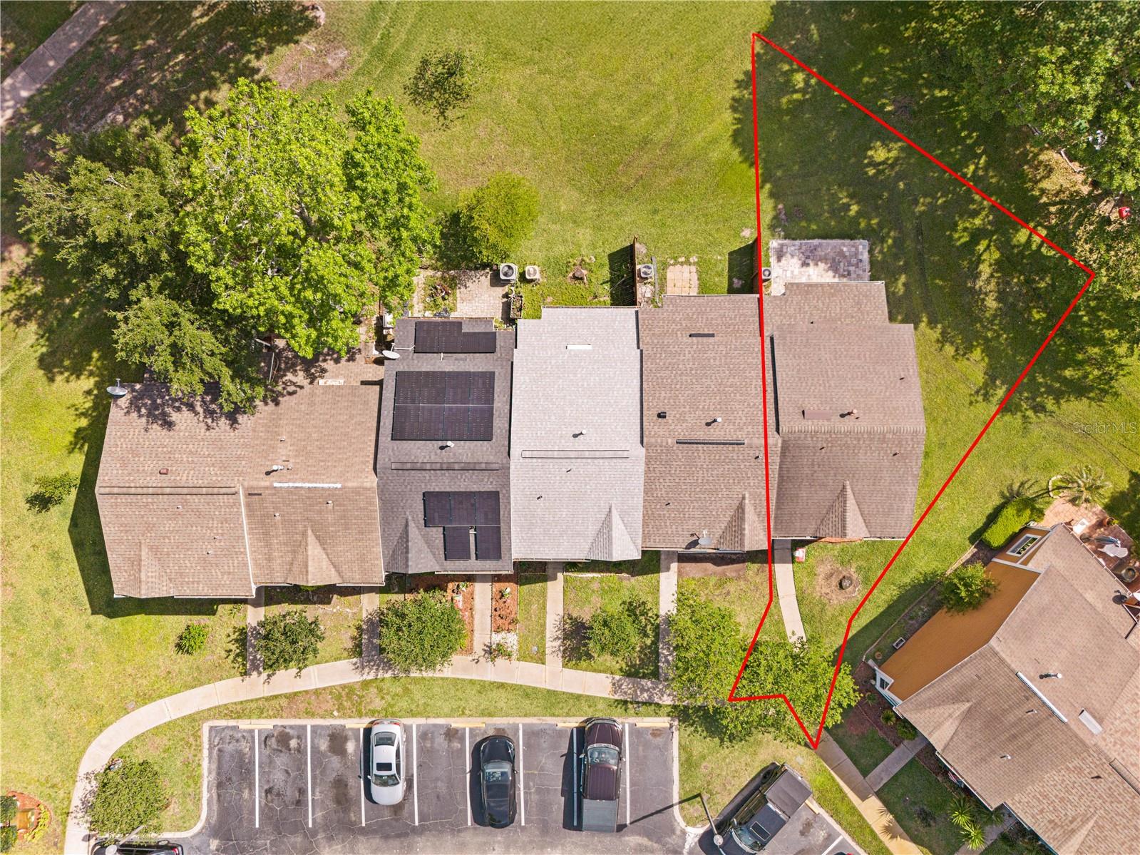 WHISPER LAKES - Residential