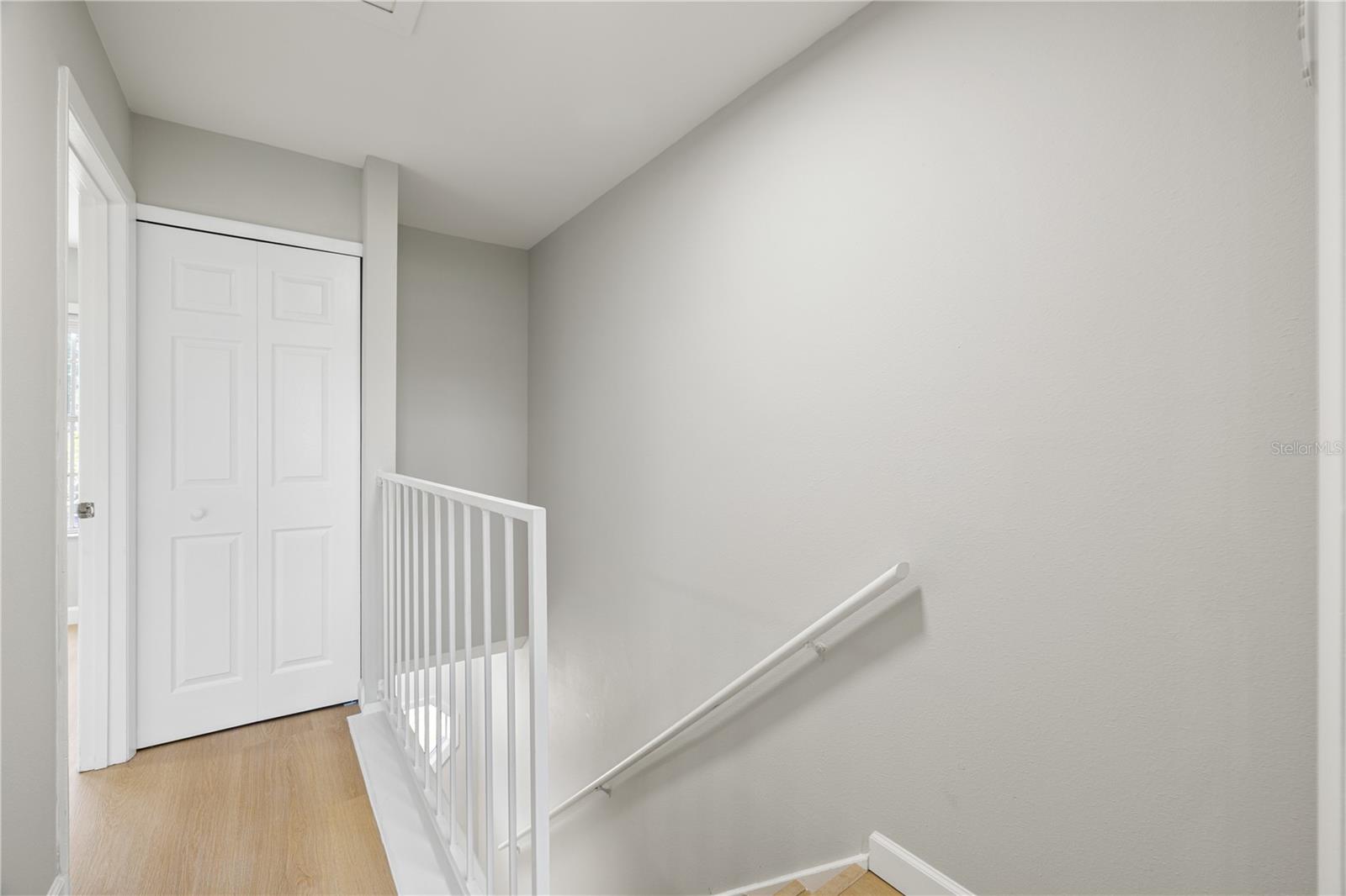 WHISPER LAKES - Residential