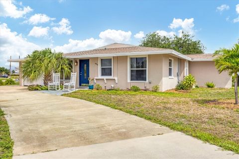 Single Family Residence in PORT CHARLOTTE FL 4064 HARBOR BOULEVARD 27.jpg