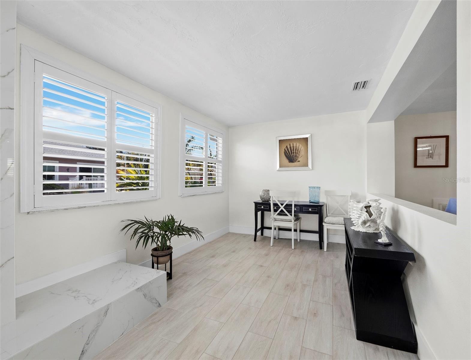 LONGBOAT KEY - Residential