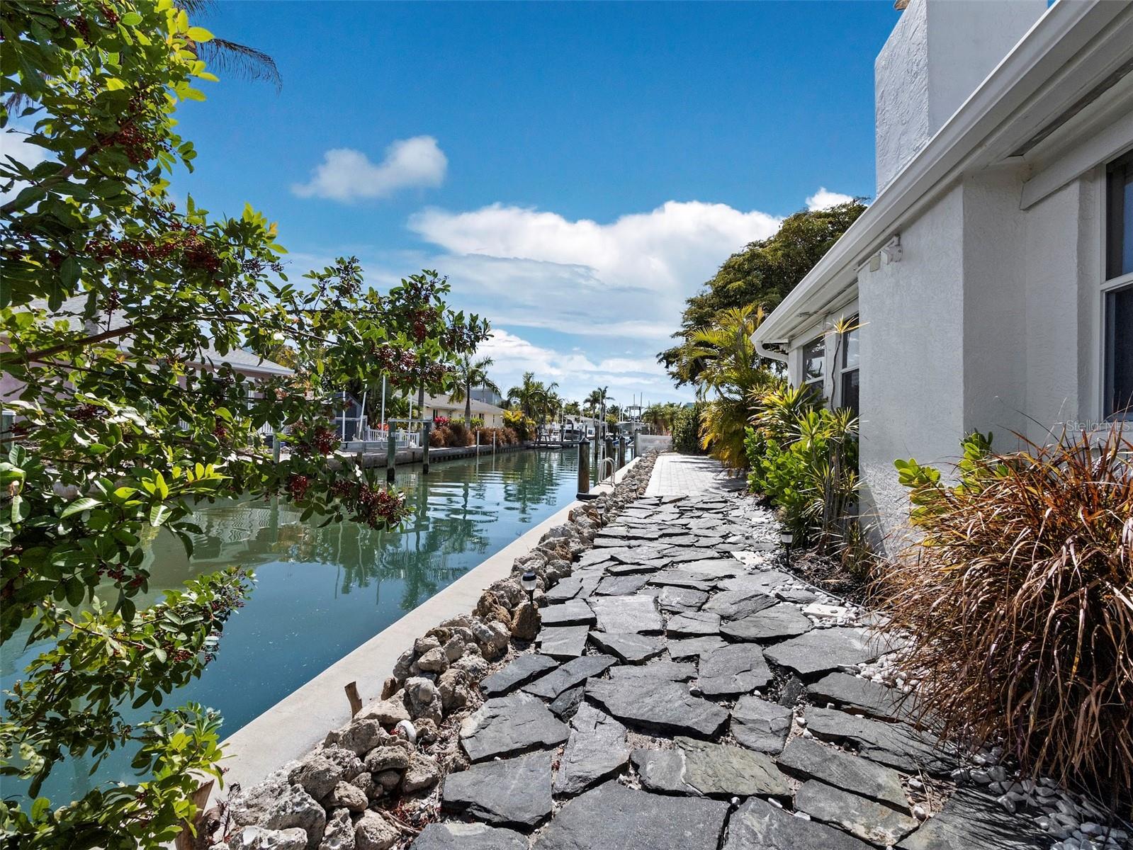 LONGBOAT KEY - Residential