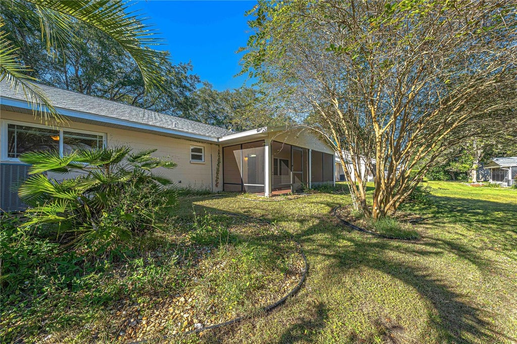 Photo of 9529 SW 85th Avenue #D, Ocala, FL 34481 (MLS # OM734656)