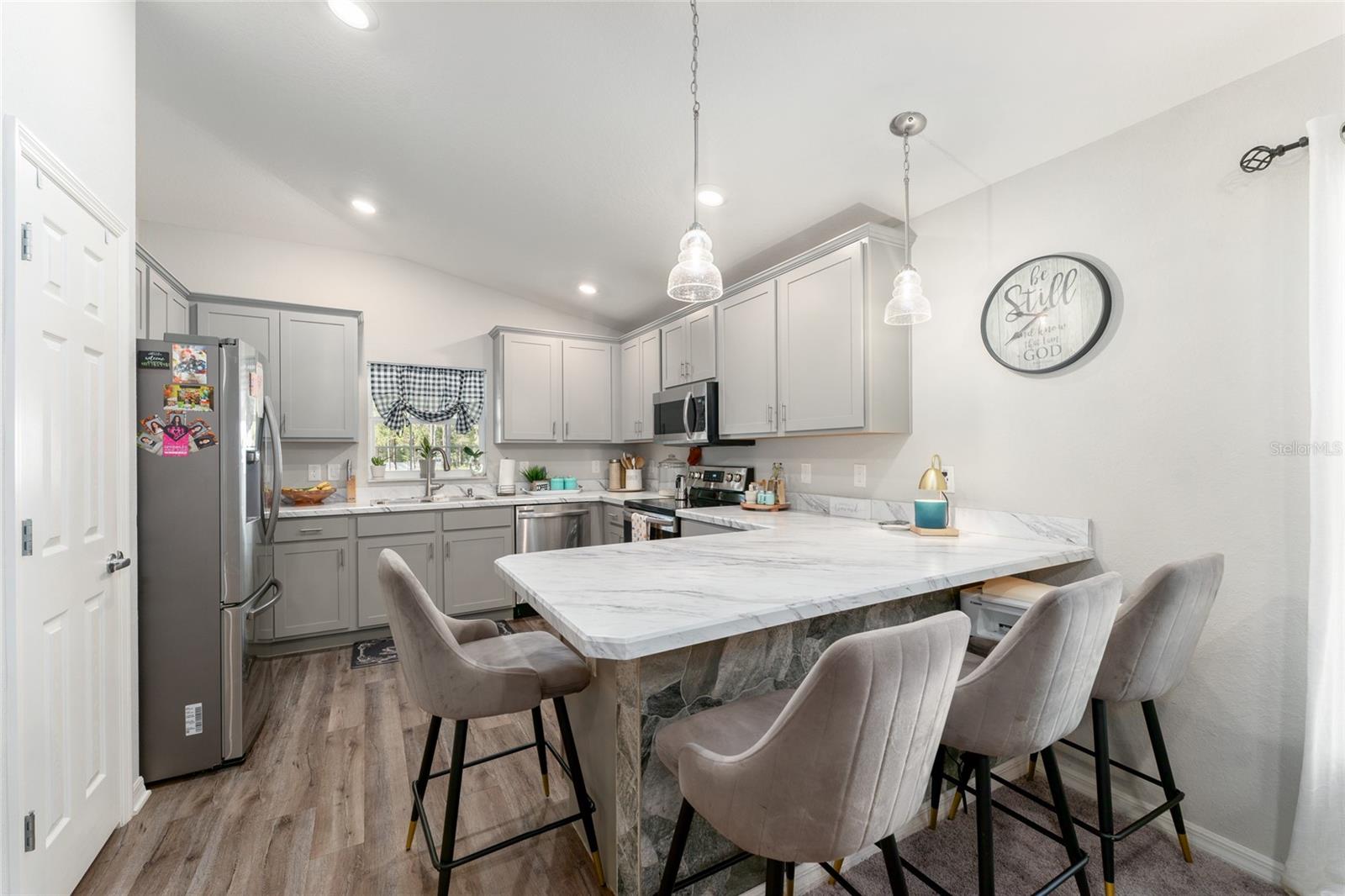 KINGSLAND COUNTRY ESTATE - Residential