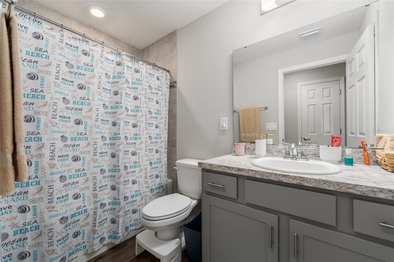 KINGSLAND COUNTRY ESTATE - Residential