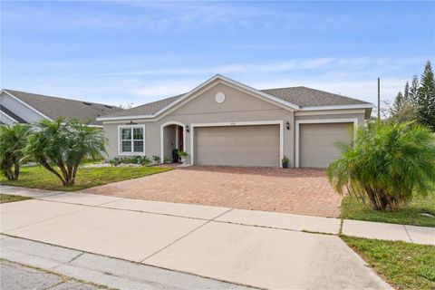 2711 WADEVIEW LOOP ST CLOUD FL 34769