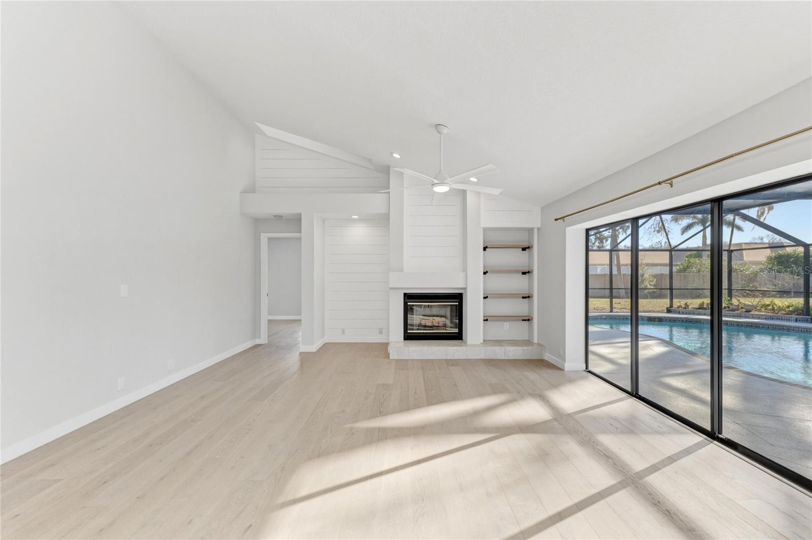 CENTER GATE ESTATES PH 01B - Residential