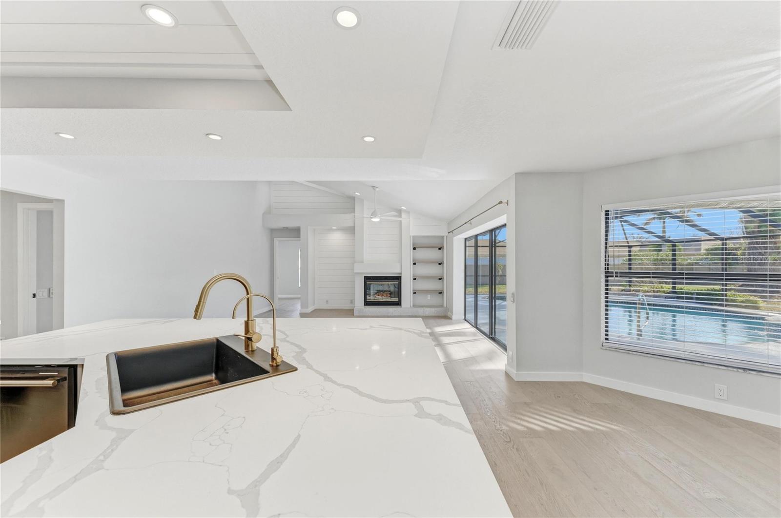 CENTER GATE ESTATES PH 01B - Residential