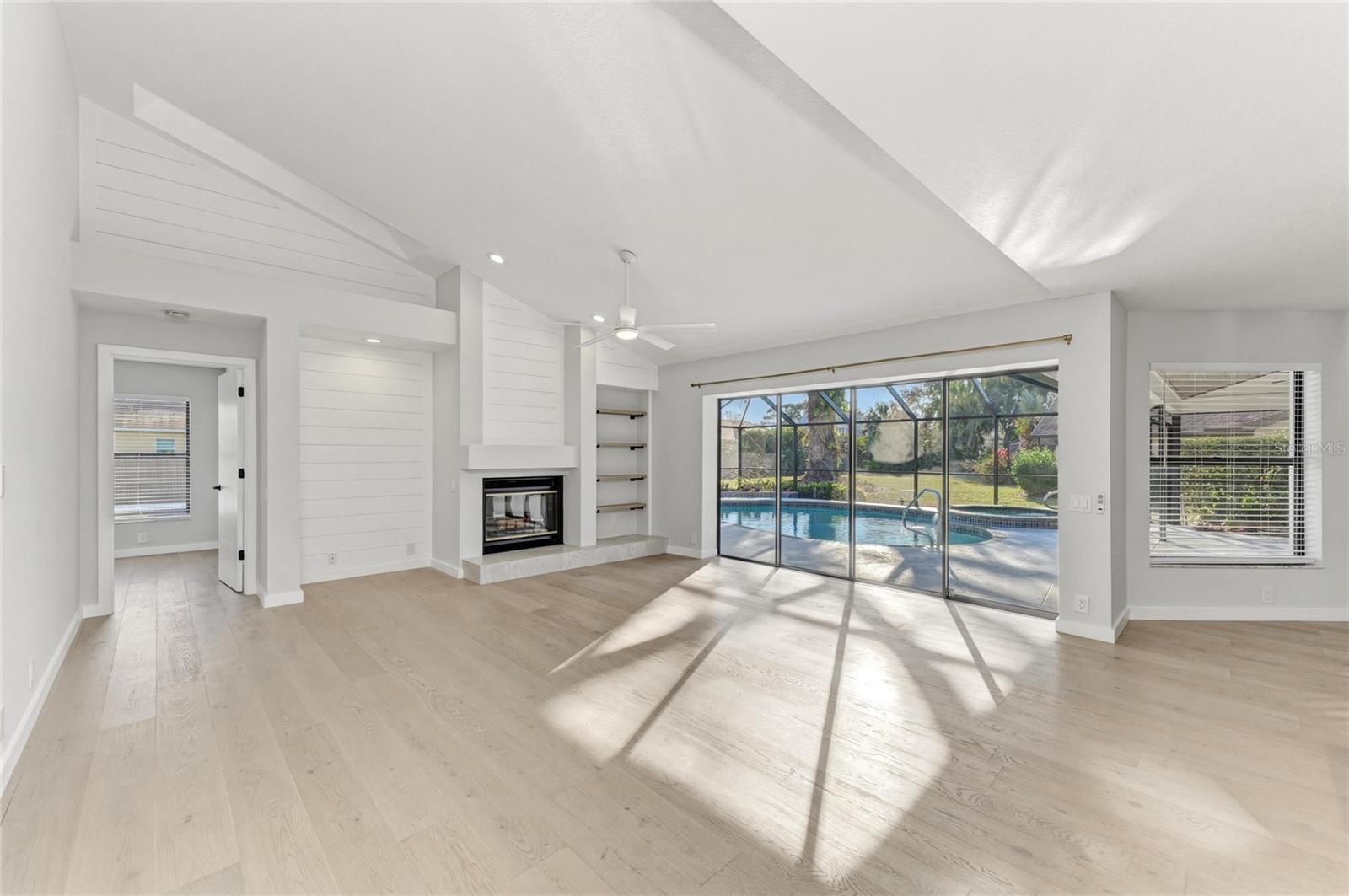 CENTER GATE ESTATES PH 01B - Residential