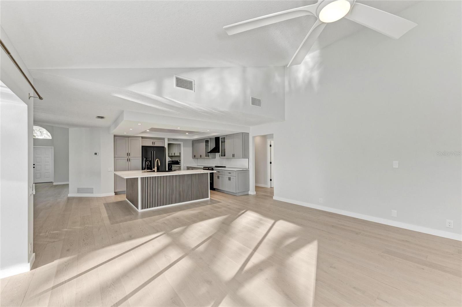 CENTER GATE ESTATES PH 01B - Residential