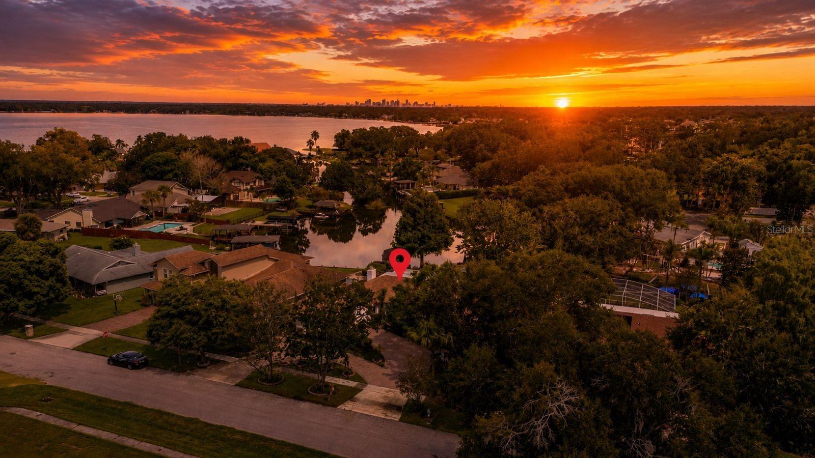Casas a venda 3 - Jen Dantas 3625 WATERS EDGE DRIVE