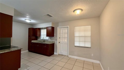 Tiny photo for 210 N Lone Oak Drive #1, Leesburg, FL 34748 (MLS # S5158722)