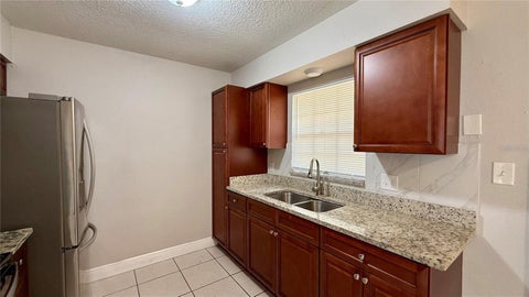 Tiny photo for 210 N Lone Oak Drive #1, Leesburg, FL 34748 (MLS # S5158722)