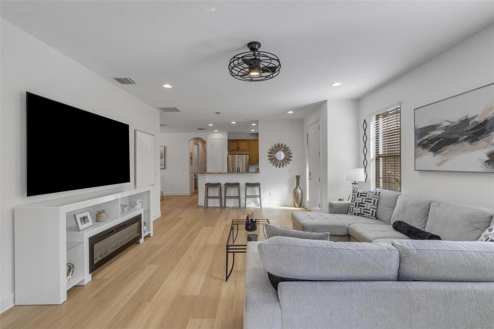 8413 ALBERATA VISTA DRIVE