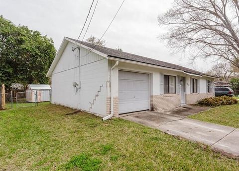 A home in HOLLY HILL