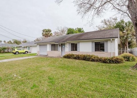 A home in HOLLY HILL