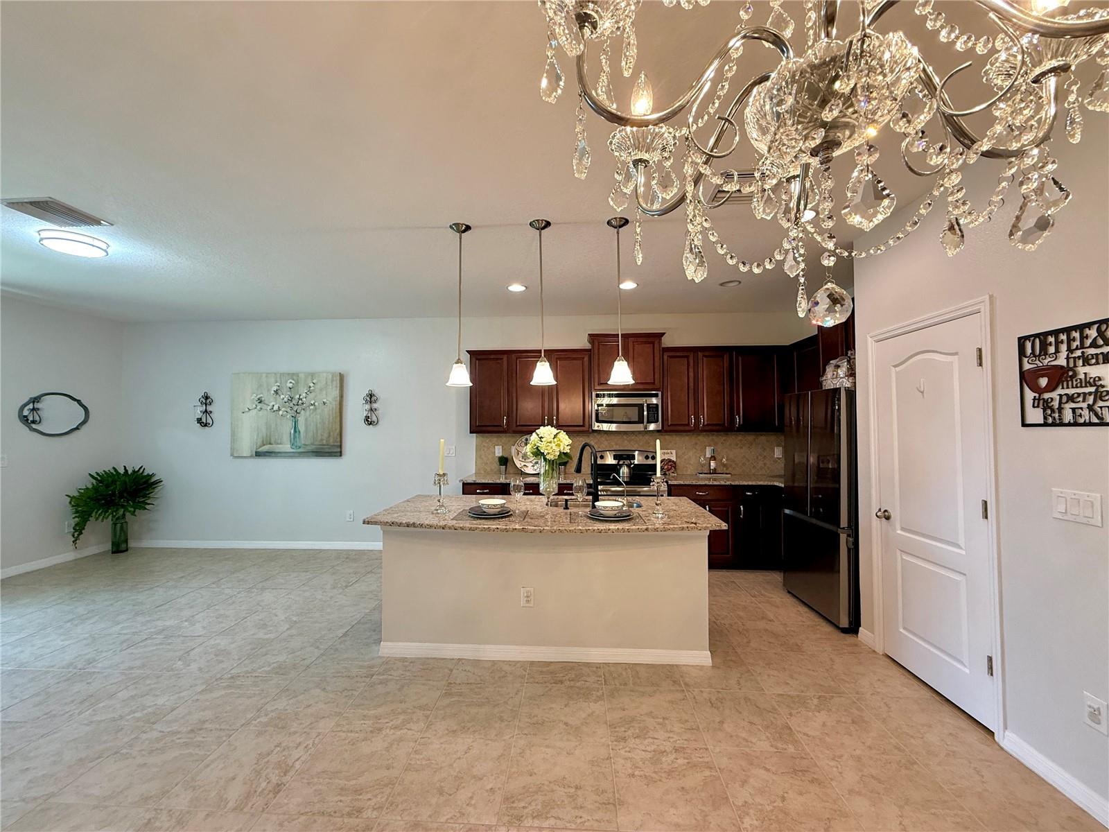 AVELAR CREEK NORTH - Residential Lease