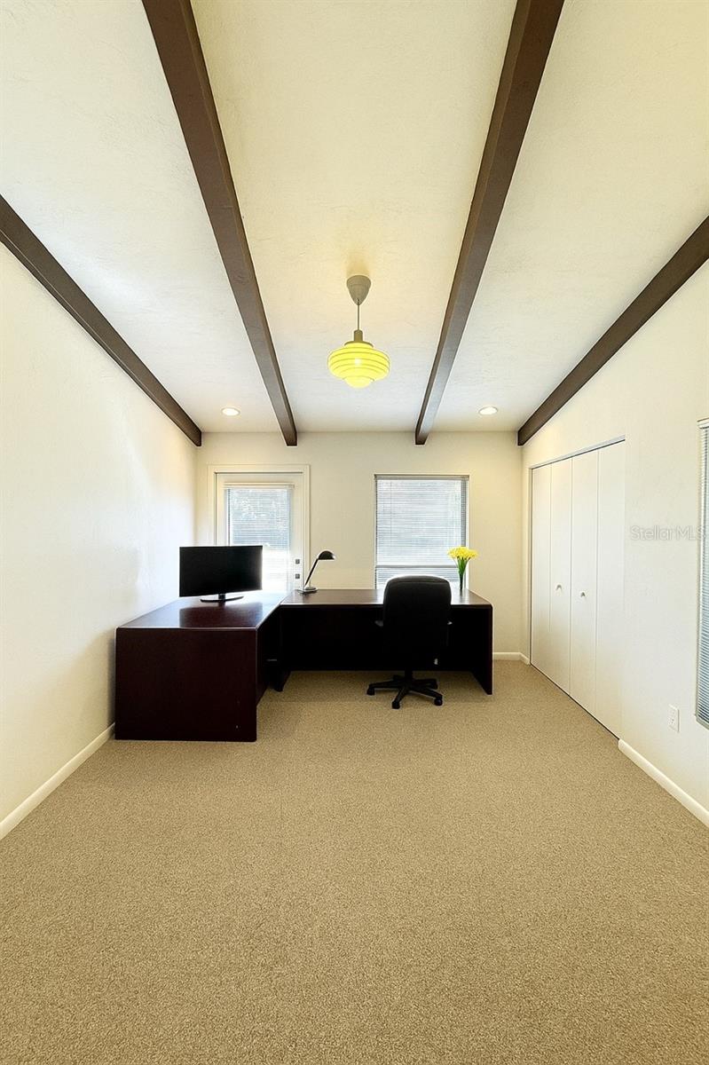 THORNEBROOK III CONDO OFFICE PARK - Commercial Lease