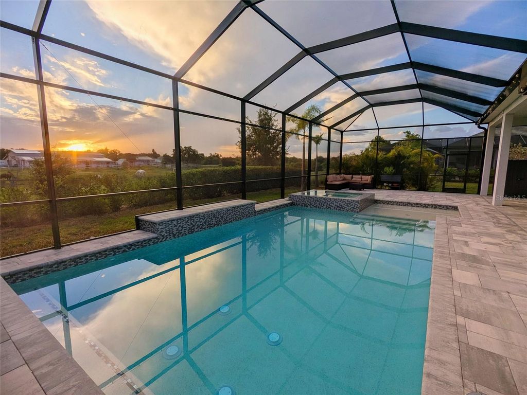 Photo of 4645 Antrim Drive, Sarasota, FL 34240 (MLS # A4694391)