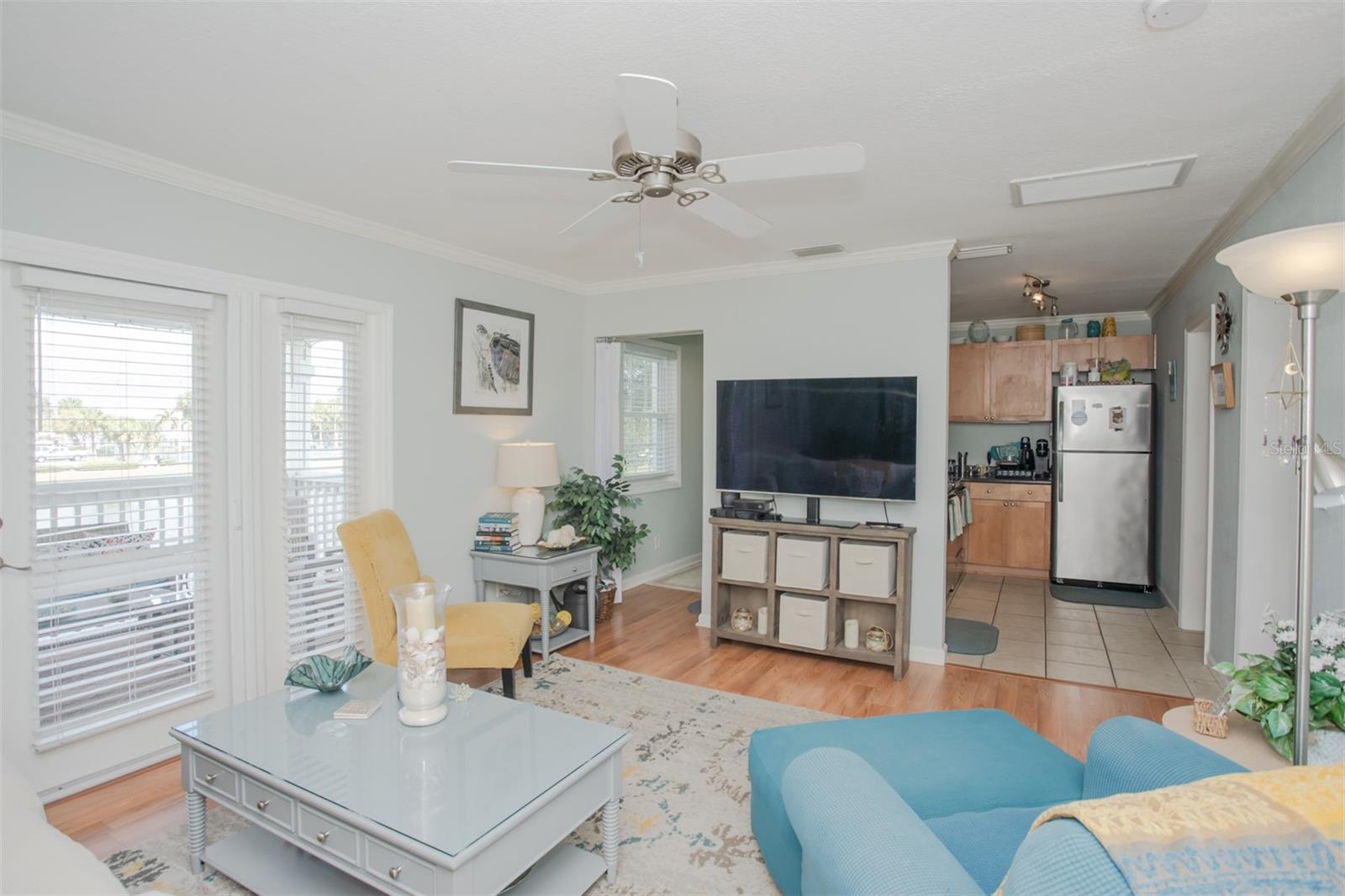 237 SEAHORSE DRIVE SE H