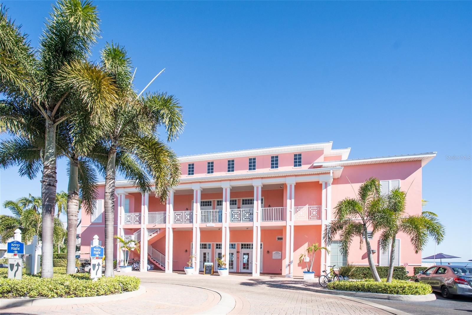 WATERSIDE AT COQUINA KEY NORTH - Residential
