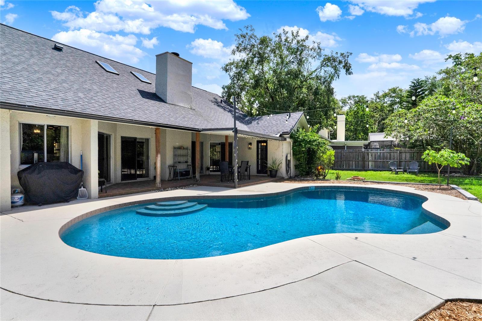 370 BRUSHWOOD LANE