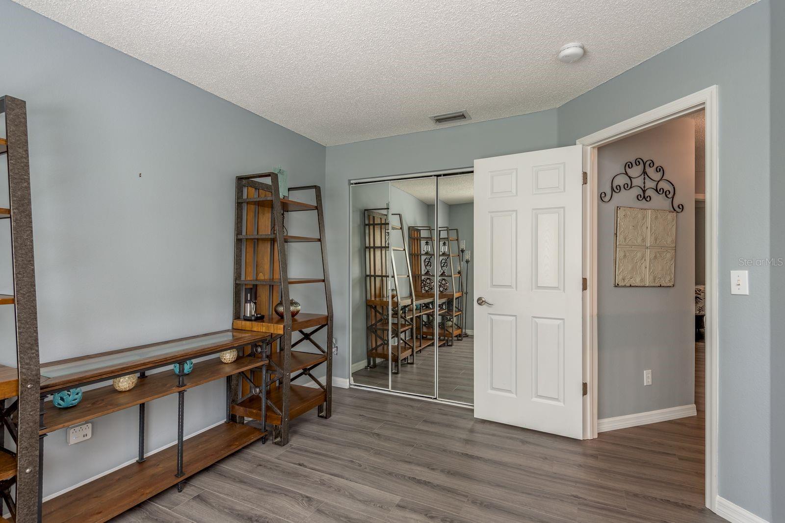 GLENBROOK EAST - Residential Lease
