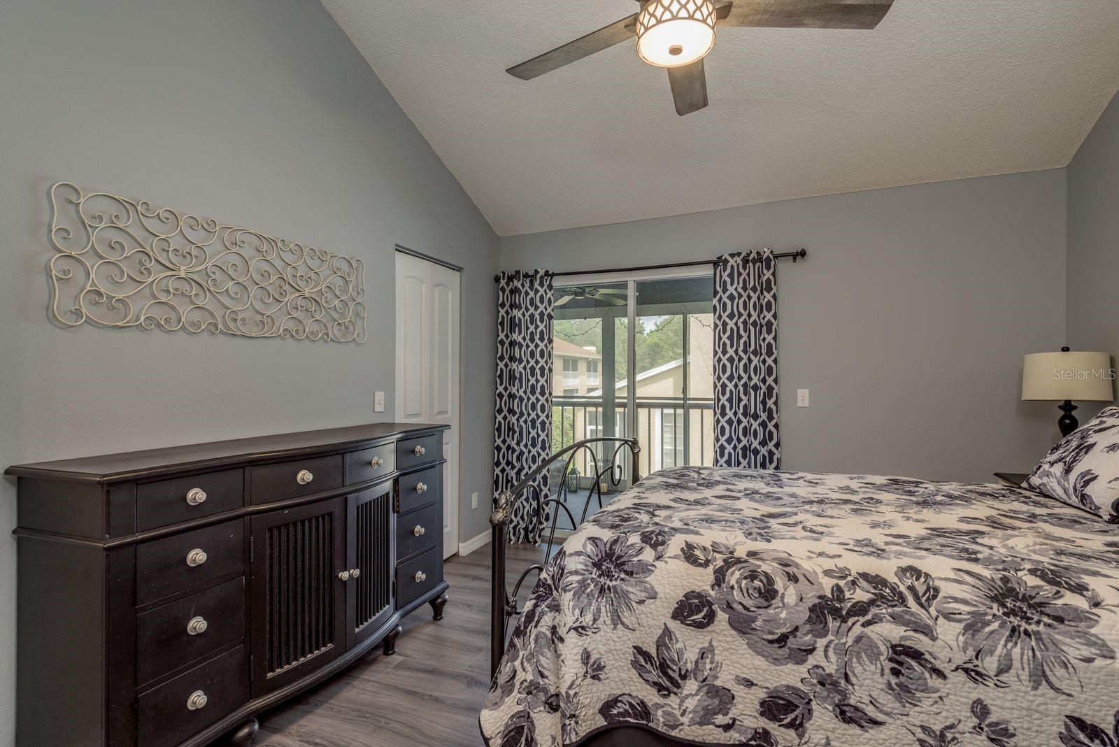 GLENBROOK EAST - Residential Lease
